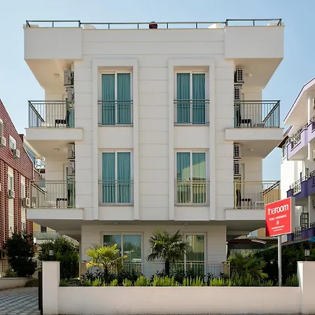 Hotel apartamentowy The & 3*