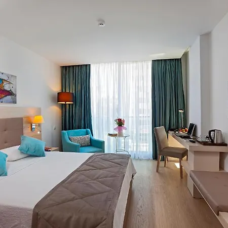 Hotel apartamentowy The &