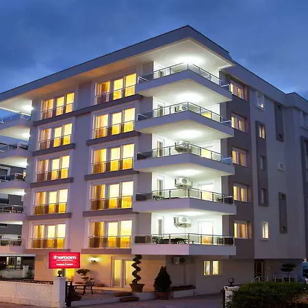 Hotel apartamentowy The & 3*