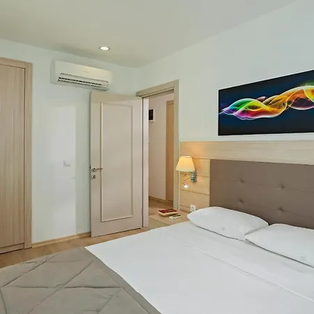 The & 3* Antalya