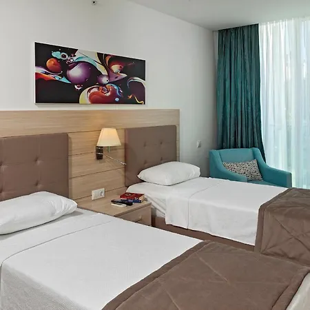 The & 3* Antalya