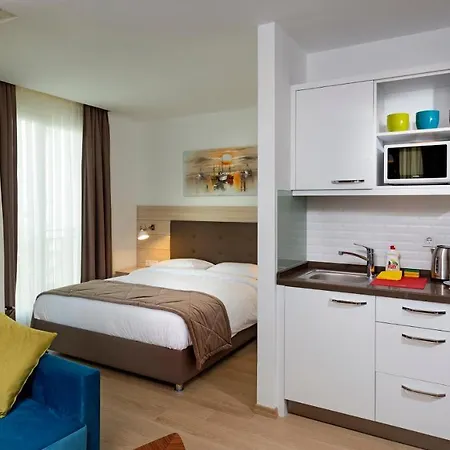 Hotel apartamentowy The &