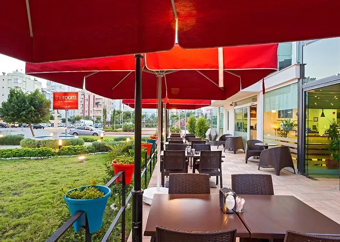 The & Αττάλεια