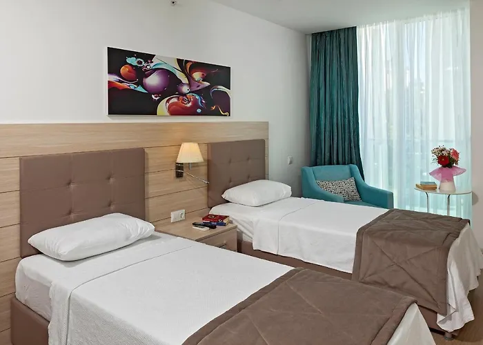 The & 3* Antalya