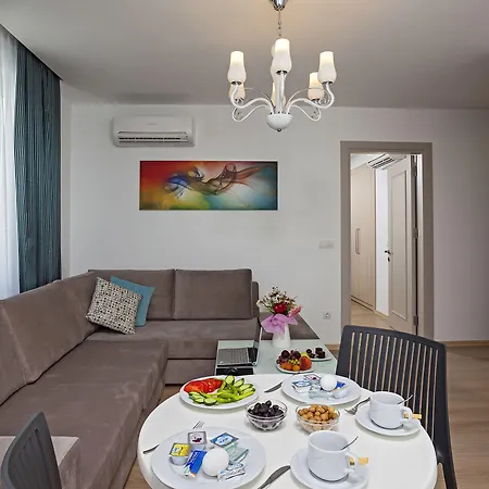 Lejlighedshotel The &
