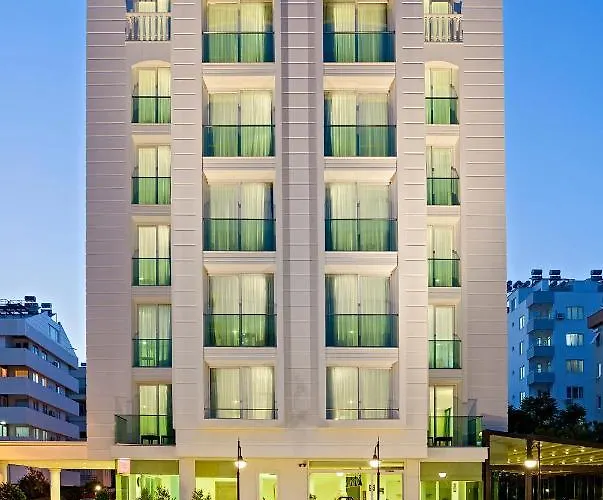 The & 3* Antalya